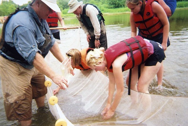 JC students with fish