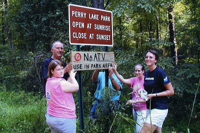 Another sign by the Earth Team