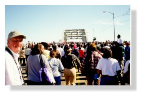 Thomas Wilson crossing Pettus Bridge with Jubilee crowd